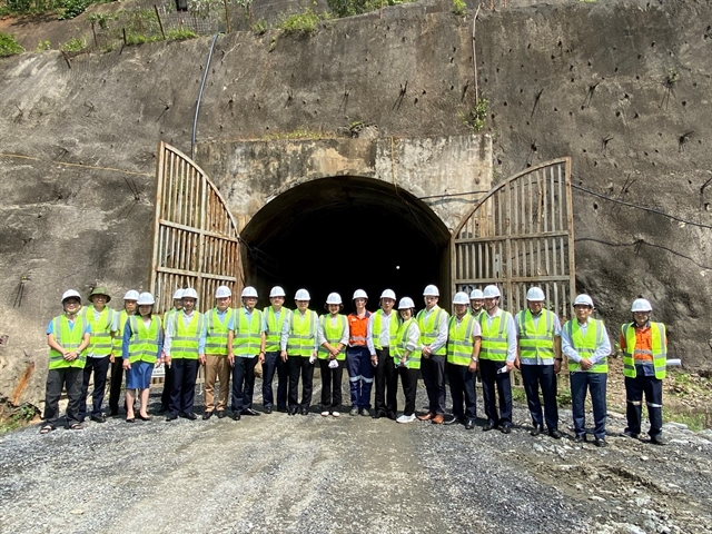 Australian Ambassador visits Blackstone Minerals nickel mine in Sơn La