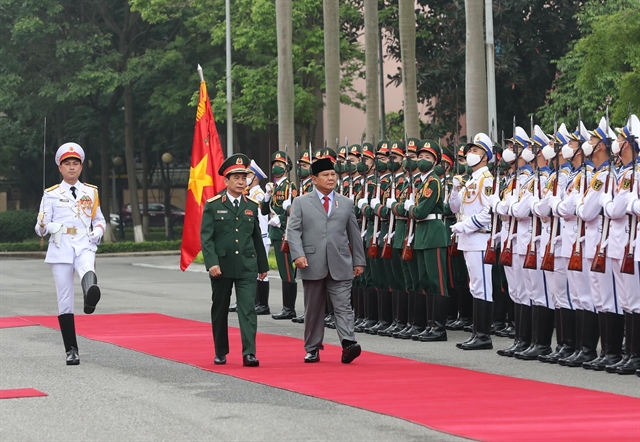 Vietnamese Indonesian defence chiefs discuss South China Sea maritime information sharing