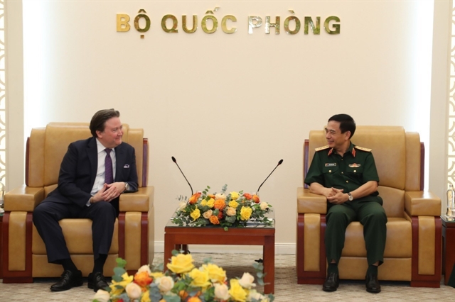 Defence Minister Phan Văn Giang receives US Ambassador
