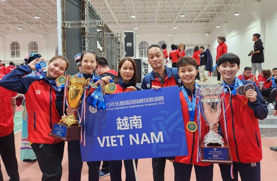 Sepak takraw team bag gold, silver in China event