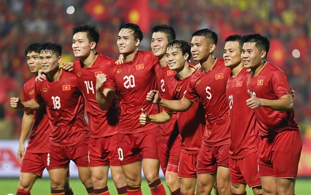 ベトナム、アジアカップ対比訓練予定、フィリップ・ングウェン(Filip Nguyễn)、ベトナムパスポート取得差し迫った