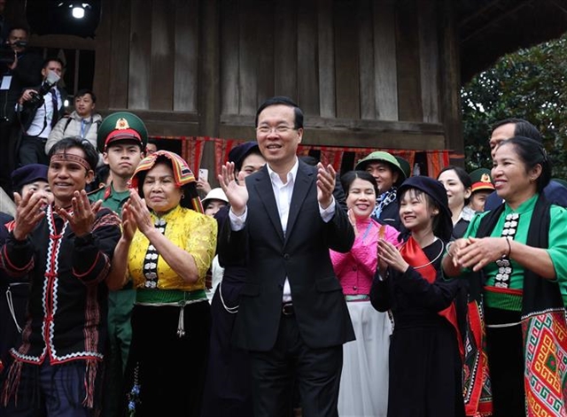 President attends ethnic spring festival in Hà Nội’s suburban town