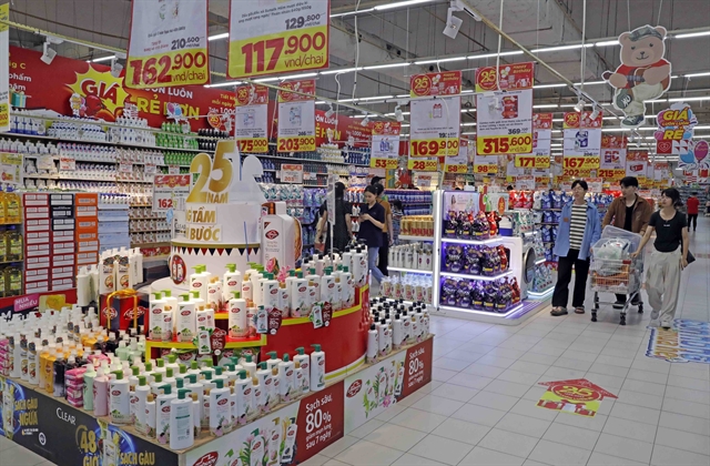 Consumption surge in Tết gives a boost to domestic market growth: Experts