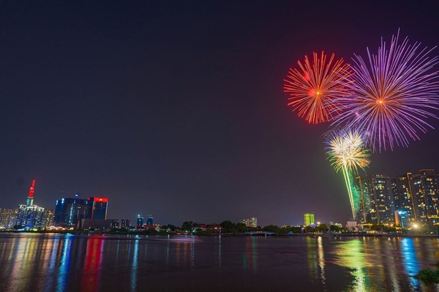 HCM City to have 5 Reunification Day fireworks displays, not 16 