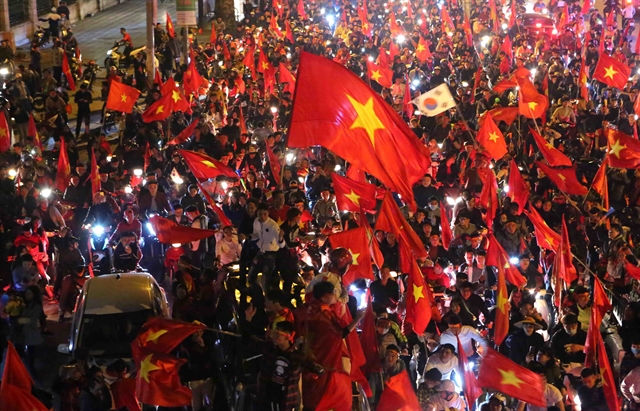 Những điều bóng đá Việt và Anh chia sẻ