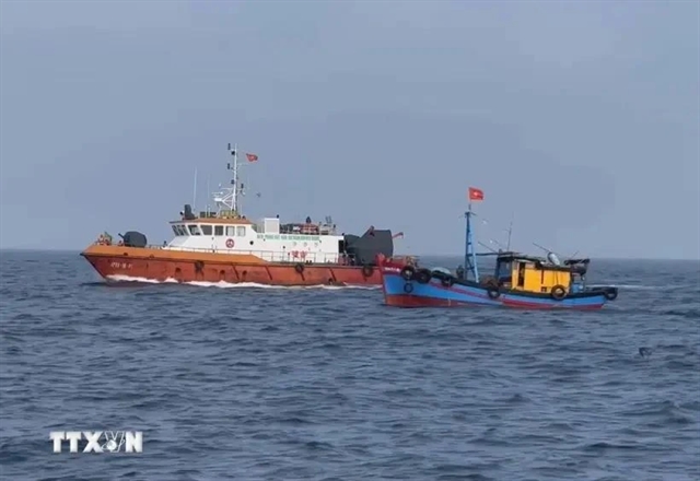 Pemantauan tanpa henti terhadap kapal penangkap ikan telah terbukti efektif dalam memerangi penangkapan ikan ilegal, tidak diatur, dan tidak dilaporkan