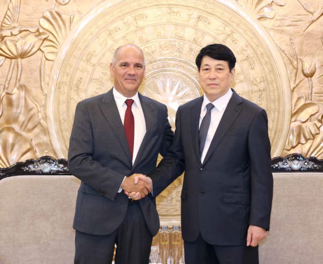 Vietnamese, Portuguese communist parties deepen cooperation