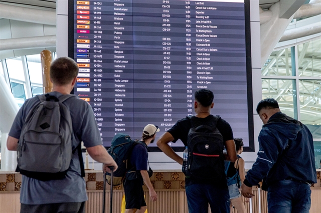 Flights cancelled at Bali airport due to volcanic eruption