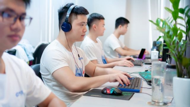 Việt Nam faces IT workforce shortage