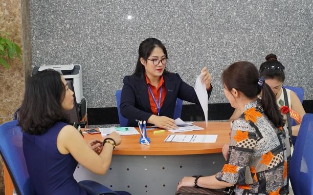 Sacombank opens branch in Nam Định