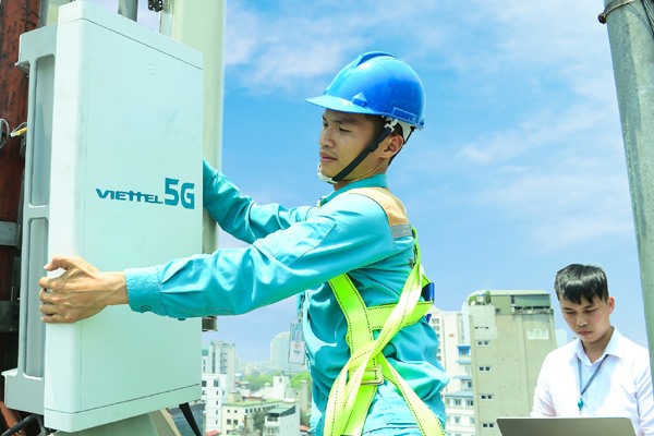Viettel, MobiFone licenced to commercially test 5G