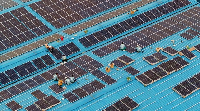 India launches anti-dumping probe on solar panels from Việt Nam