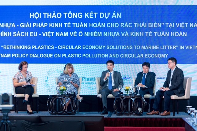 Vietnamese throw away 54 kilograms of plastic waste yearly