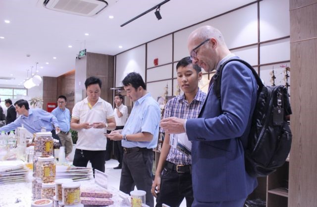 Seminar talks up Malaysia as big export market for Việt Nam