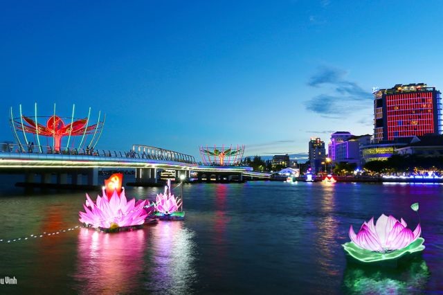 Cần Thơ to open new walking street on Reunification Day