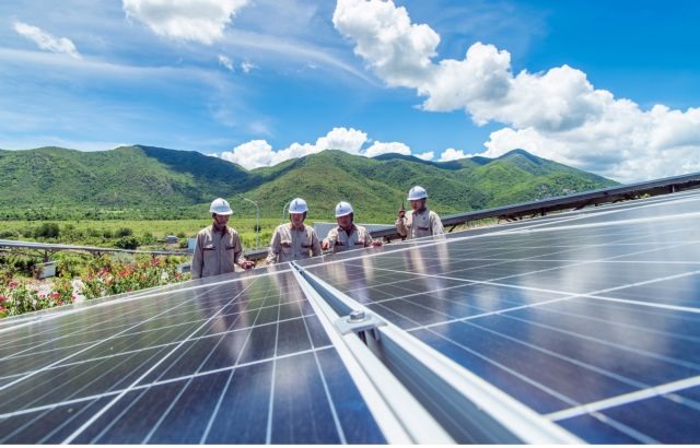 Ninh Thuận leads country in renewables development by turning difficulties into opportunities