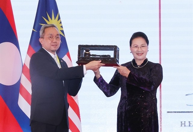 Việt Nam hands over AIPA Presidency to Brunei